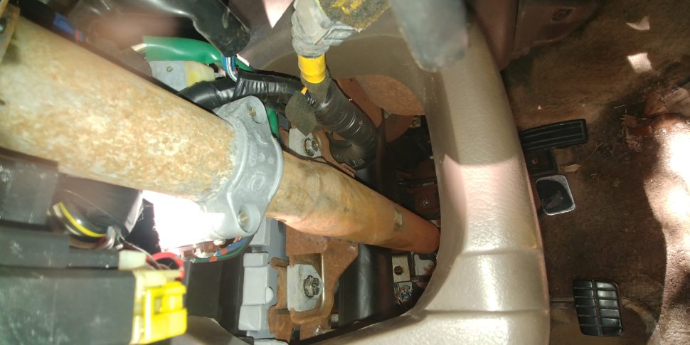 95 nissan pickup steering deals column cover